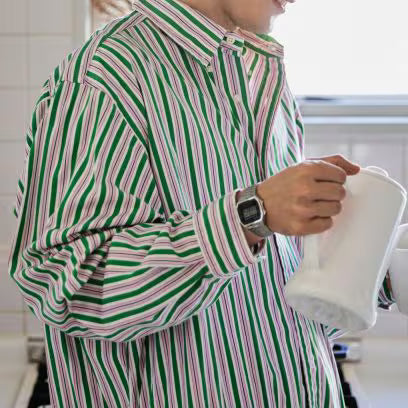 Casio Unisex-Uhr Digital mit Edelstahlarmband – A168WA